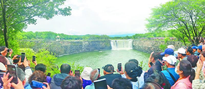 binary_middle (5).jpg