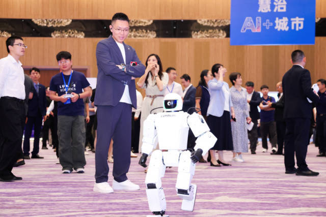 1 受访者 供图